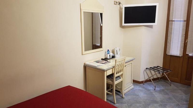 Hotel Astoria Cremona Esterno foto