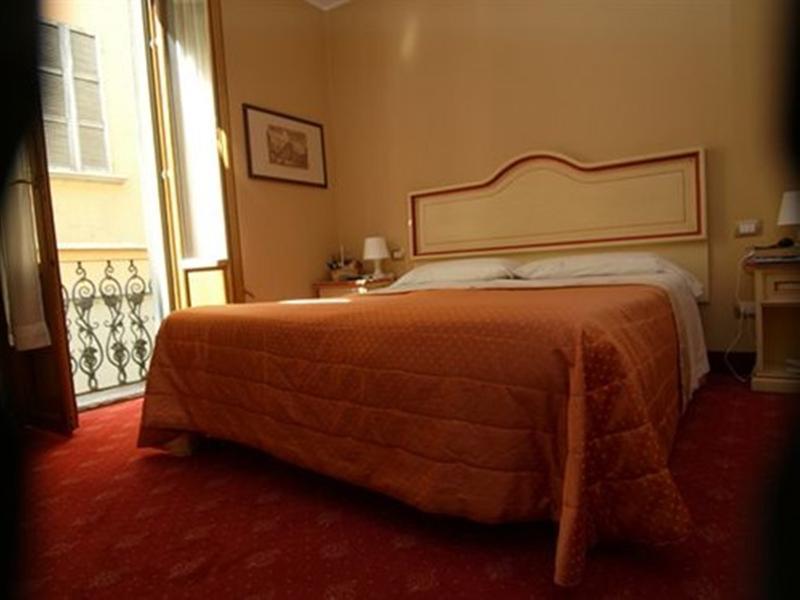 Hotel Astoria Cremona Esterno foto